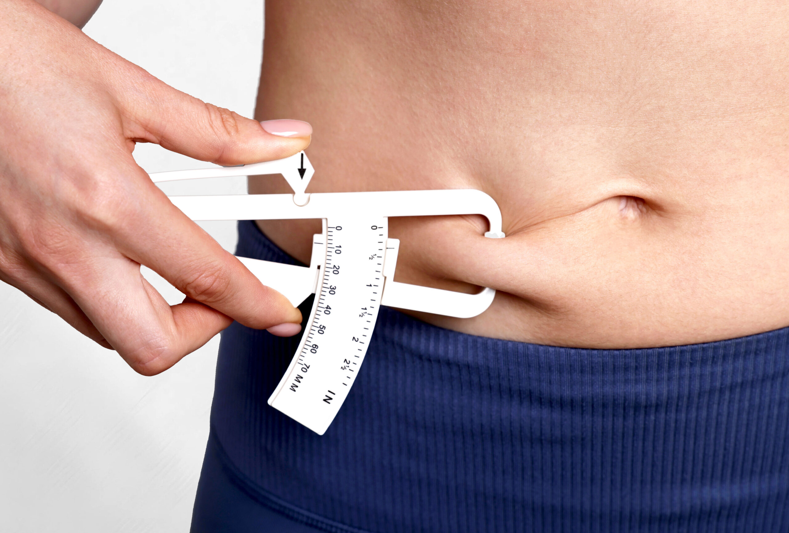 皮下脂肪如何測量_皮脂夾